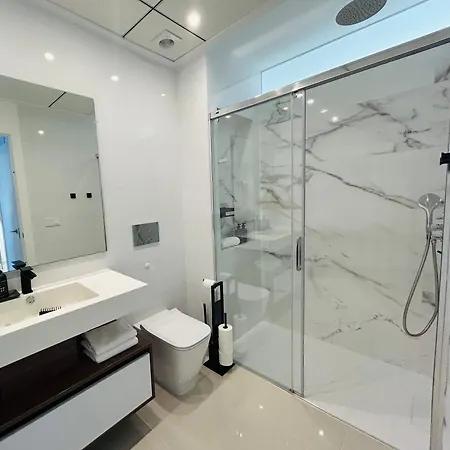 Apartment Sol Y Mar - Rooftop Terrace, Private Pool - Adhara *