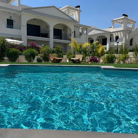 Lejlighed Sol Y Mar - Rooftop Terrace, Private Pool - Adhara *
